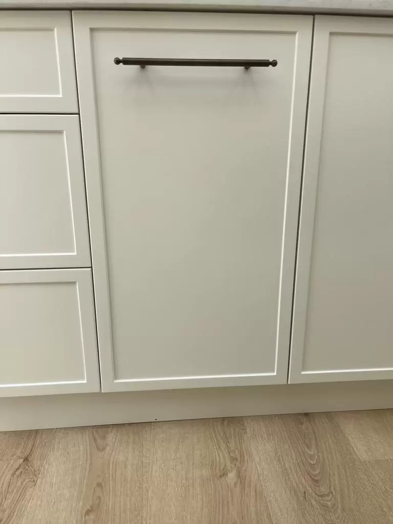 White Kitchen Cabinet Bottom